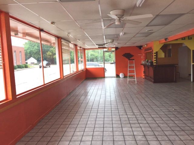 51 Main St, Shelbyville, KY 40065